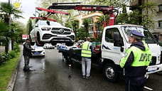 Эвакуаторы Сочи убирают до 70 неправильно припаркованных автомобилей ежедневно