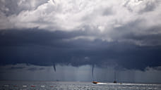 В Сочи и Сириусе объявили штормовое предупреждение