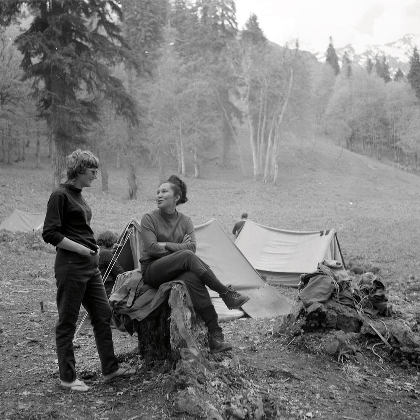 В свой первый поход он отправился в 1959 году, а в последний, на озеро Синеокое — спустя 40 лет