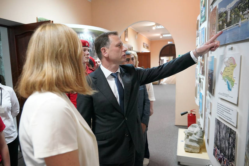 В Сочи завершили строительство нового моста через реку Мзымта