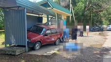 В селе Кумская Долина 71-летний водитель «ВАЗ» погиб, врезавшись в остановку
