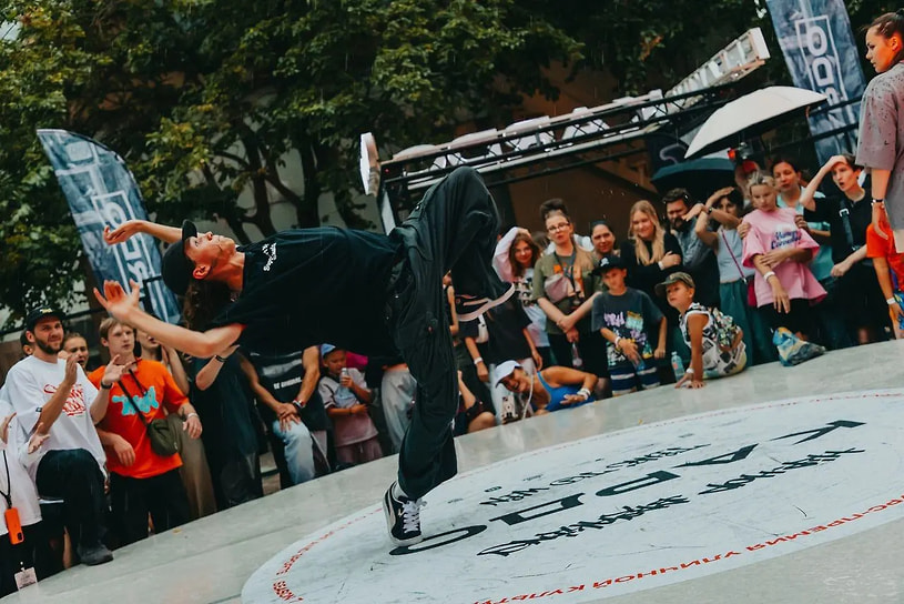 Саша аққұба Саша аққұба минет