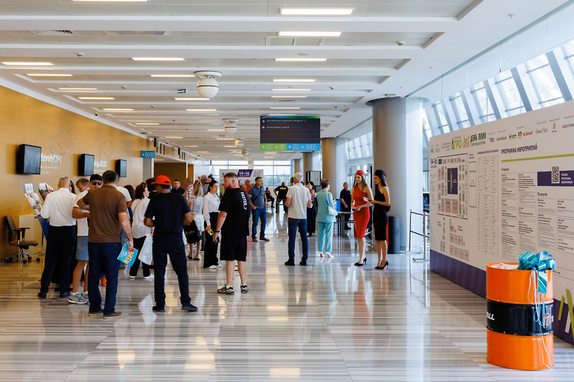 На площадках «МинводыАГРО» 100 компаний из России и Белоруссии представили широкий спектр сельхозтехники, запчастей, агрохимикатов, семян и материалов