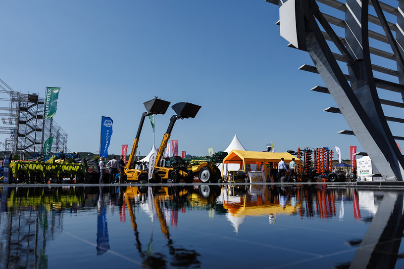 На площадках «МинводыАГРО» 100 компаний из России и Белоруссии представили широкий спектр сельхозтехники, запчастей, агрохимикатов, семян и материалов