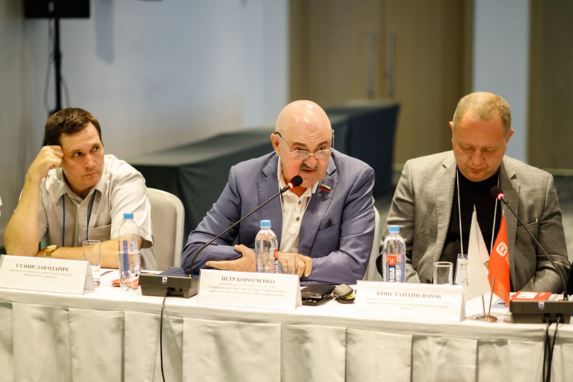 Участники мероприятия «Ъ-Кавказ» пришли к выводу, что для динамичного развития АПК необходимо внедрять цифровые технологии, усиливать меры господдержки хозяйств и бороться с дефицитом кадров