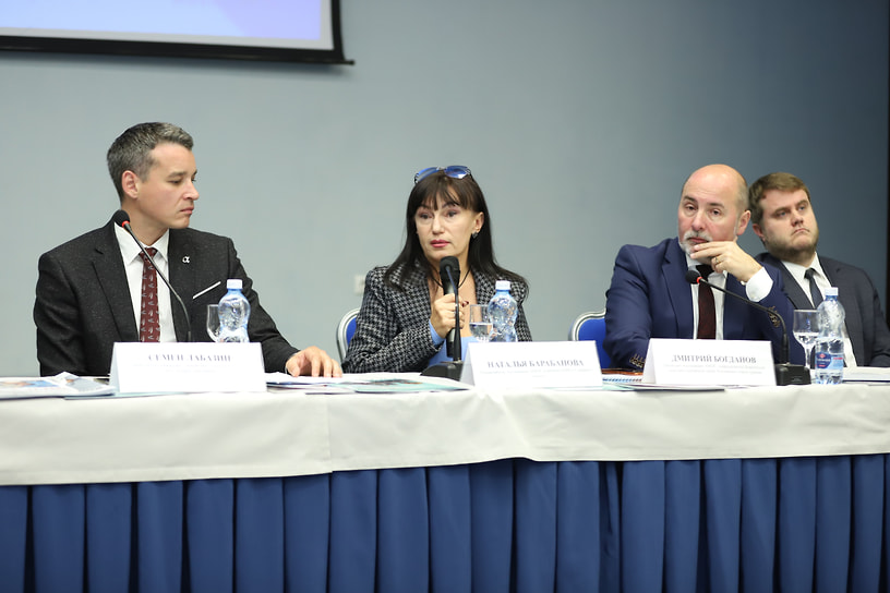 Руководитель Ассоциации Отельеров АМОС в регионе КМВ и Северного Кавказа Наталья Барабанова рассказала, что гостиничный номер в Кисловодске стоит вдвое дороже, чем, например, в Краснодаре при том же качестве обслуживания
