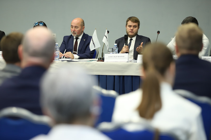 Директор ЛПУ Санаторий «Эльбрус» и главврач Железноводской Бальнеогрязелечебницы Александр Шатров объяснил, почему здравницы оказались в правовой ловушке и предложил выход из ситуации
