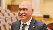 25 лет во главе: директор Ставропольского филиала Росгосстраха Георгий Нефетиди отмечает трудовой юбилей