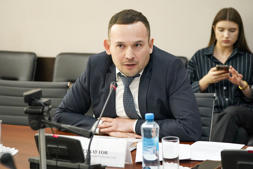 Давид Хаутов, директор юридического департамента группы компаний «Холдинг Аква»
