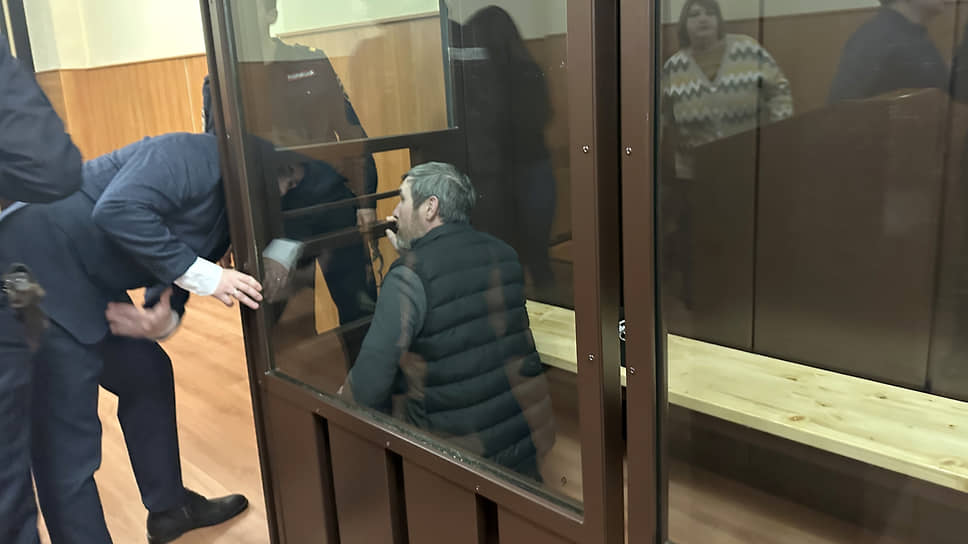 Экс-гендиректор и владелец ООО «Киви» Ирек Шарипов в зале суда