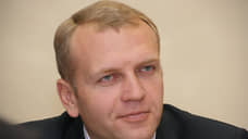 Один из трех