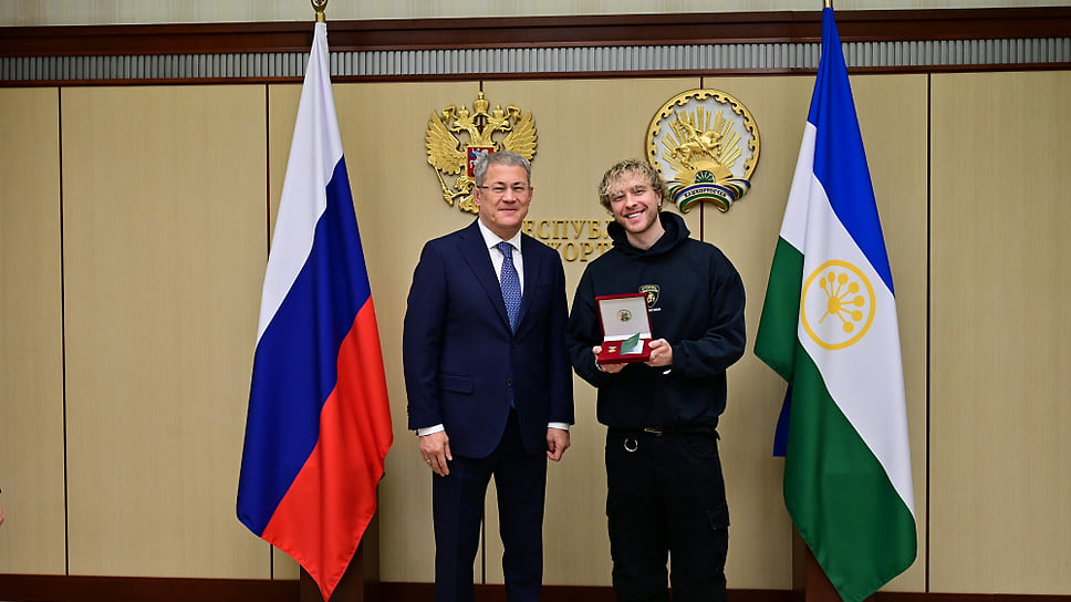 Глава Башкирии Радий Хабиров и певец Егор Крид