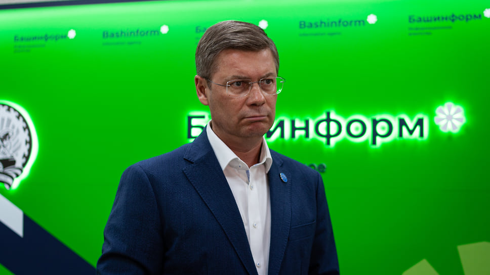 Вице-премьер — министр спорта Башкирии, председатель правления ФК «Уфа» Руслан Хабибов