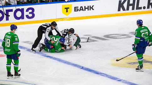 Две против одной // В Зеленом дерби победил Ак Барс