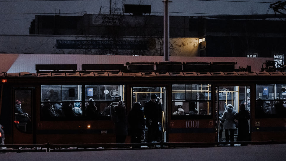 Так, власти отмечают, что в целом динамика неплохая. По словам заместителя министра транспорта и дорожного хозяйства республики Руслана Гарипова, за последние два года Башкирия закупила 425 автобусов, 10 троллейбусов, ввела единую транспортную карту «Алга» с возможностью безналичной оплаты проезда, а также разработала систему «Счастливый час», которая позволяет пересаживаться на другой автобус бесплатно