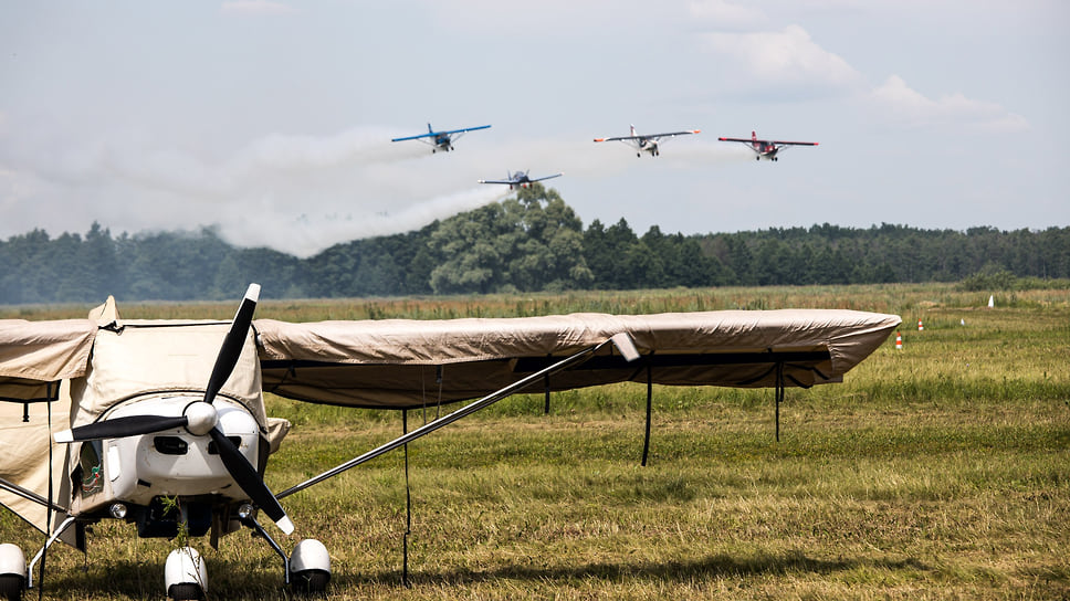 Показательный полет на фестивале «Первушино AviaFest»