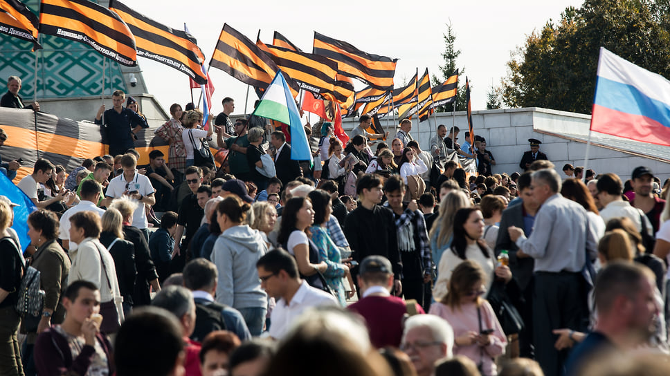 В конце митинга-концерта выступили глава Башкирии Радий Хабиров и премьер-министр Андрей Назаров