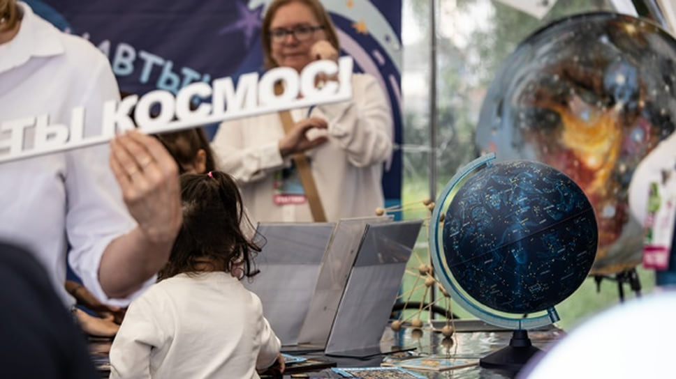 Маленький посетитель фестиваля