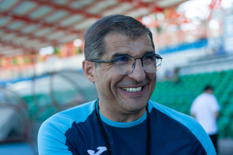 Омари Тетрадзе остался главным тренером команды, подписав с клубом новый контракт на один год