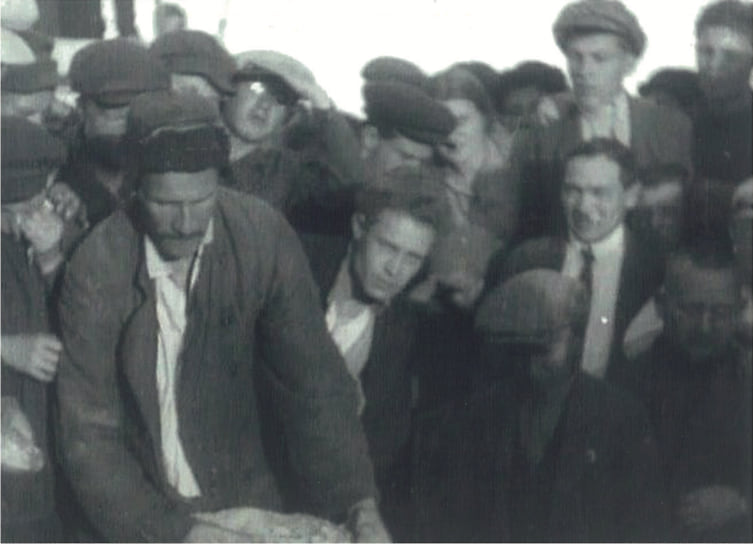 6 сентября 1931 года заложили первый камень в строительство Уфимского моторного завода