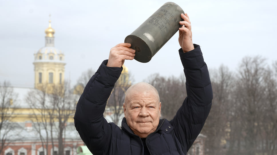 Актер Сергей Селин