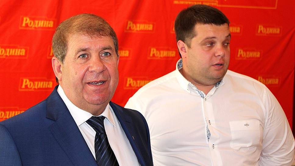 Николай Чувальский (слева) и Сергей Попов в облдуме были в разных партиях, но в составе фракции «Родины» они обещают смотреть в одном направлении