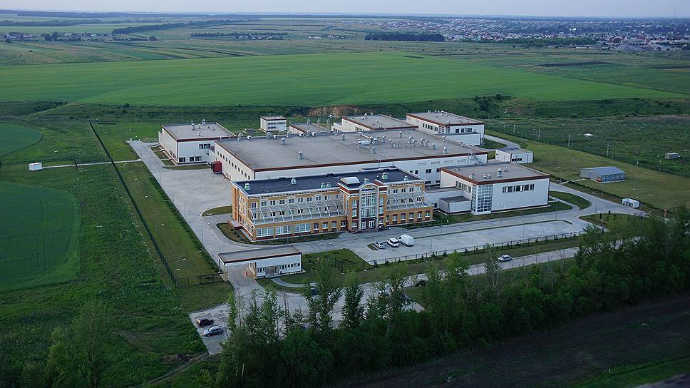 Крупнейший в России дистрибутор лекарств ГК «Протек» приобрел липецкий завод «Рафарма» в  апреле 2017 года