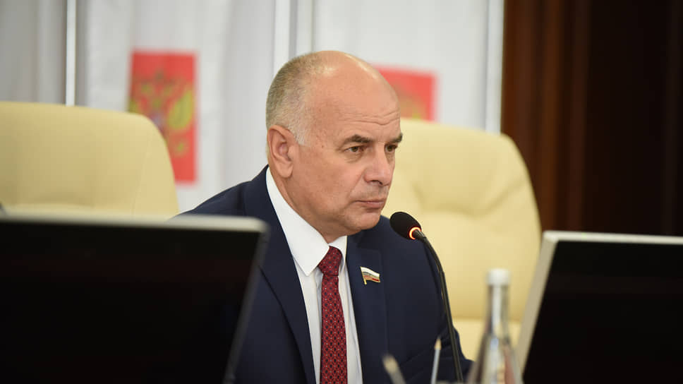 Юрий Амерев