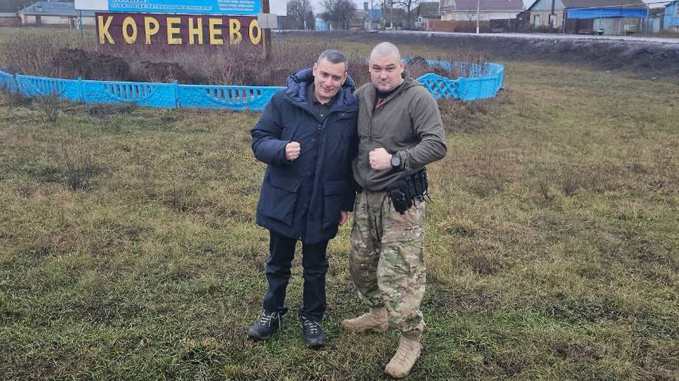 Врио губернатора Курской области Александр Хинштейн (слева) и погибший заместитель главнокомандующего ВМФ России Михаил Гудков (справа)