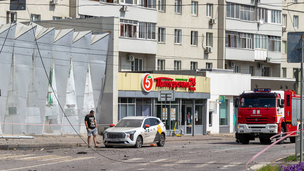 Фото с места атаки в центре Воронежа