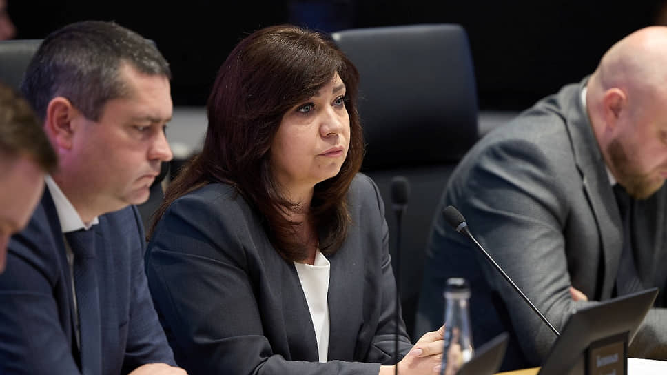 Анна Кочерова