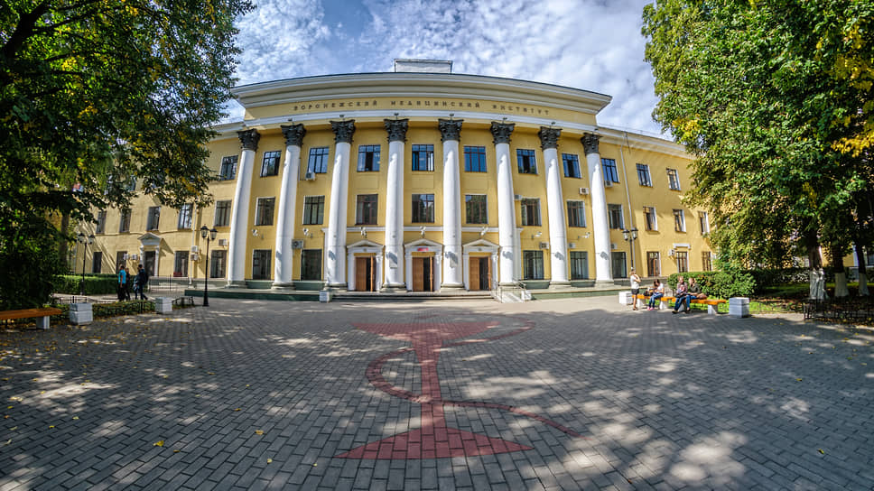 Здание главного корпуса ВГМУ