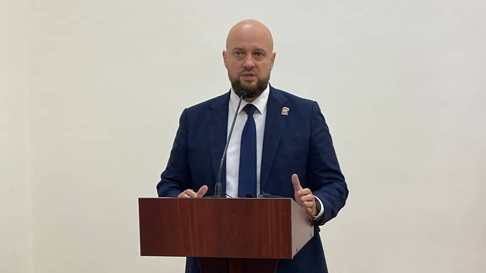 Евгений Маслов