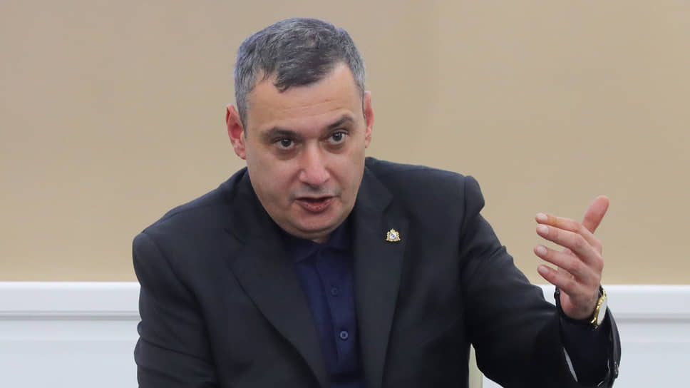 Александр Хинштейн заявил, что такие заявления недопустимы, когда слово является оружием