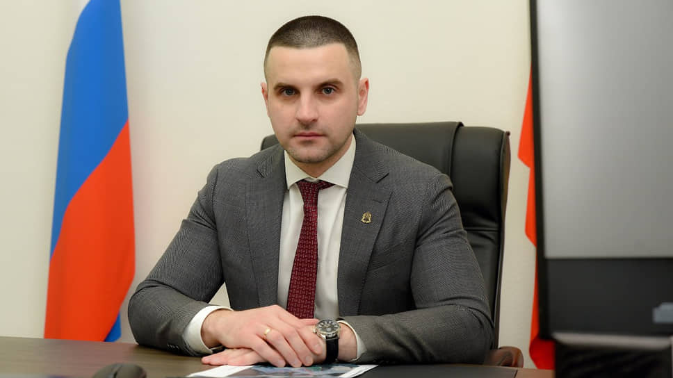 Дмитрий Савин год назад был утвержден на пост министра имущества Курской области