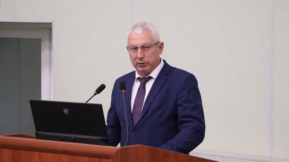 Александр Головков сменил на посту главы Бутурлиновского района Юрия Матузова, ставшего спикером облдумы