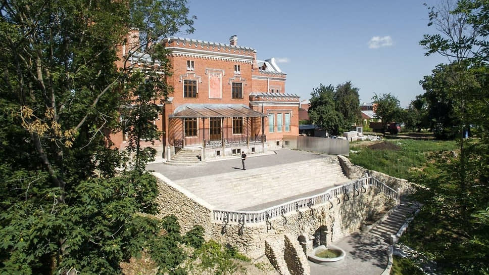 Часть Дворцового комплекса Ольденбургских в Воронежской области