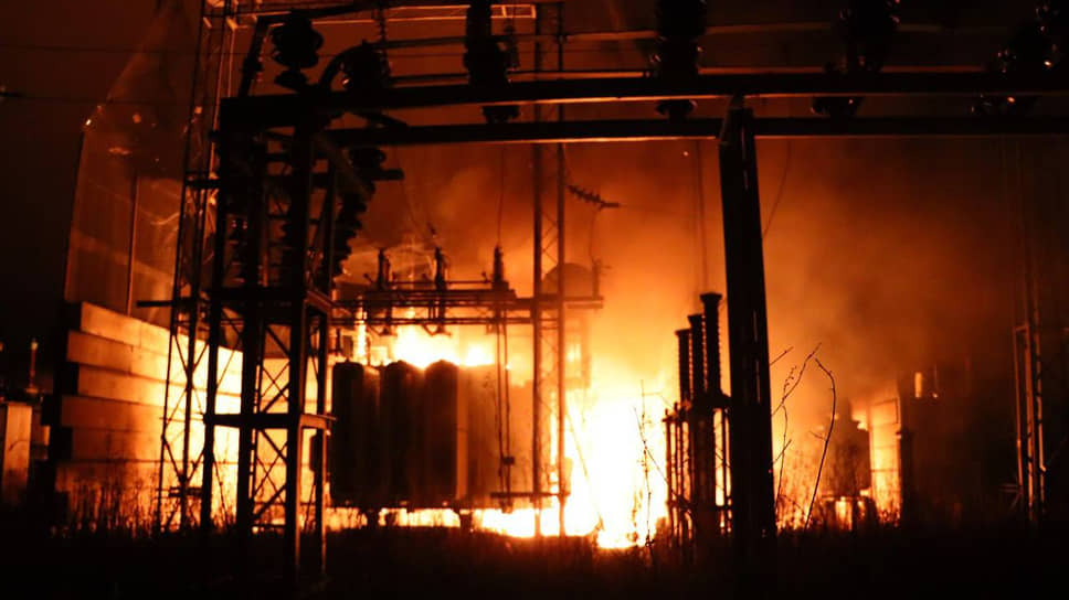 Ночные атаки ВСУ также привели к пожарам в курском приграничье