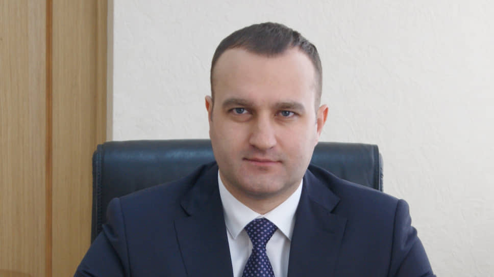 Василий Голиков за последние шесть лет дважды устраивался в мэрию Белгорода