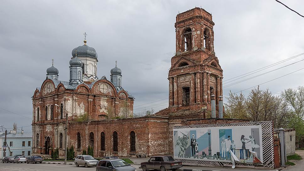 Город Елец. Церковь Михаила Архангела (Архангельская церковь).