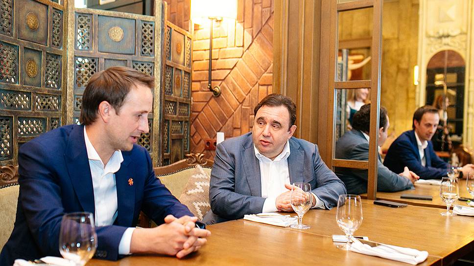 Один из самых успешных российских рестораторов, адвокат Александр Раппопорт (справа) и директор воронежских ресторанов El Chico и #Москва Андрей Матвеев.