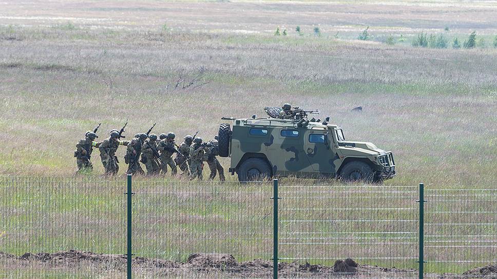 Не только приграничные регионы Черноземья примечательны своими воинскими гарнизонами. Тамбовские спецназовцы хоть и редко появляются на крупных учениях, но известны далеко за пределами области