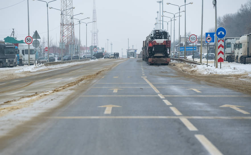 Пункт пропуска «Нехотеевка» со стороны Белгорода