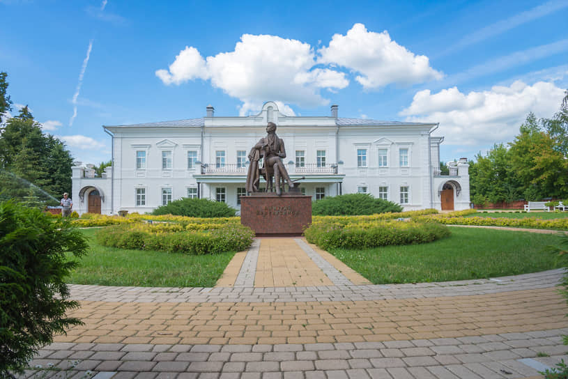 Рамонский район Воронежской области, парк музея-усадьбы поэта Дмитрия Веневитинова