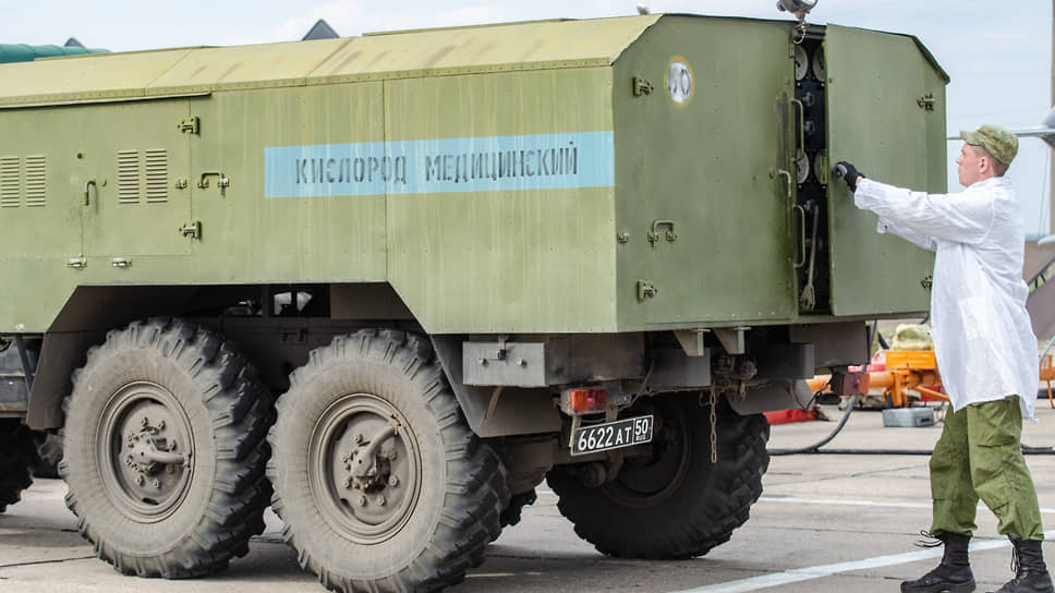 Обеспечение полетов боевой авиации кислородом. В период пандемии военные также поставляли кислород в медицинские учреждения Черноземья. Август 2021 года