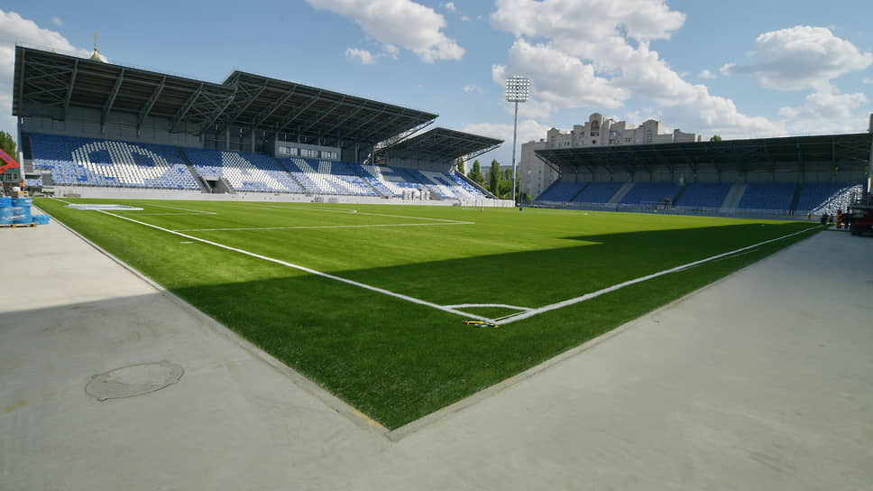 Планируется, что уже следующий футбольный сезон воронежский клуб «Факел» проведет на новом стадионе