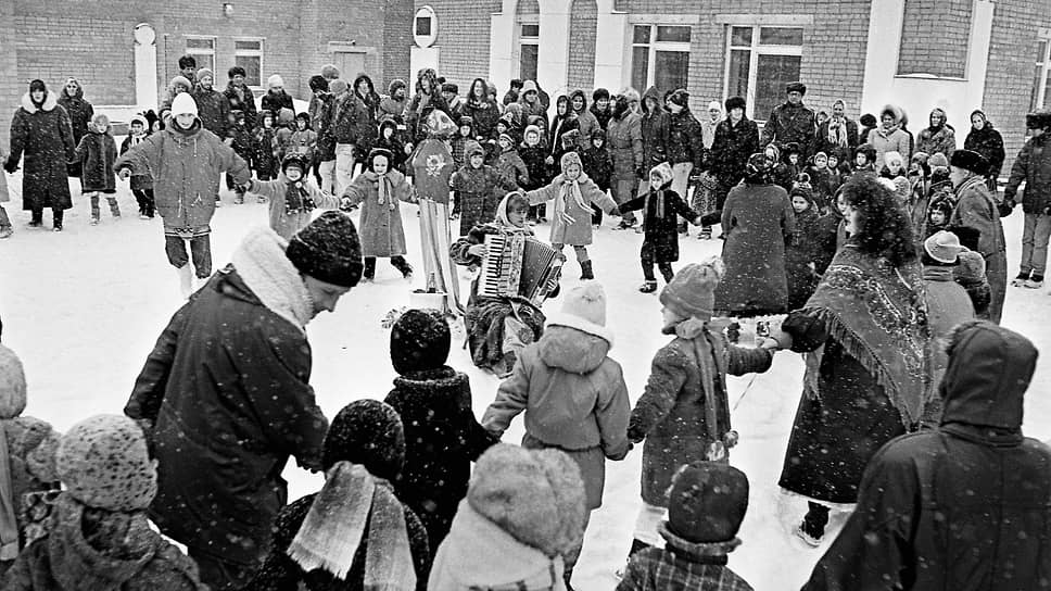 Масленица в детском саду Воронежа. Март 1994 года