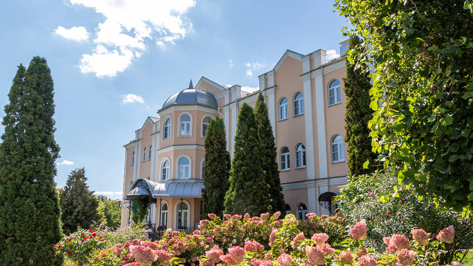 В 1998 году монастырь посещал патриарх Алексий II, в 2011-м — Кирилл. 