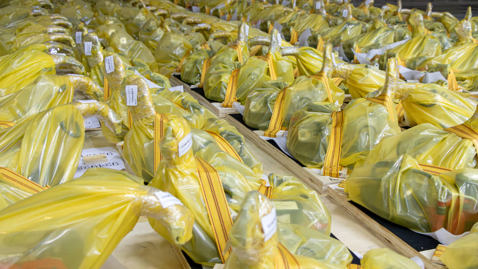 Поставляемые узлы и материалы проходят предварительную подготовку и маркировку перед подачей на линии сборки