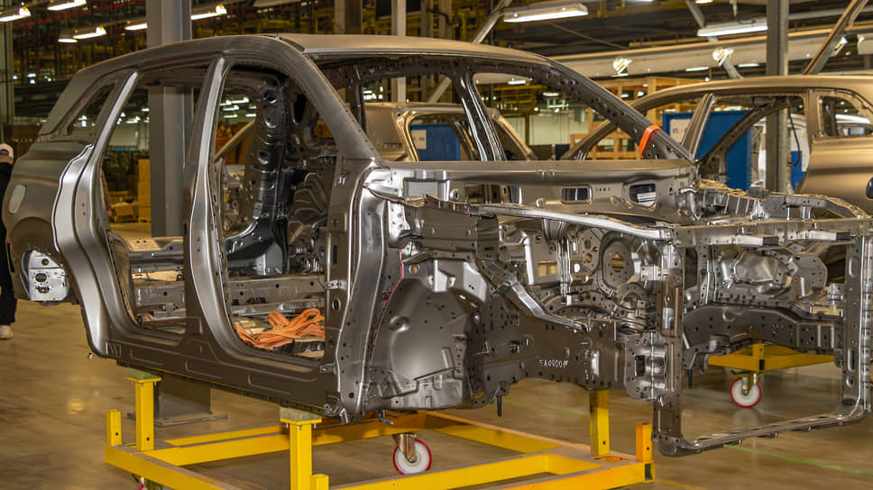 Кузовной цикл завершается формированием окончательной заготовки автомобиля, которая подается на участки электрики и финальной сборки